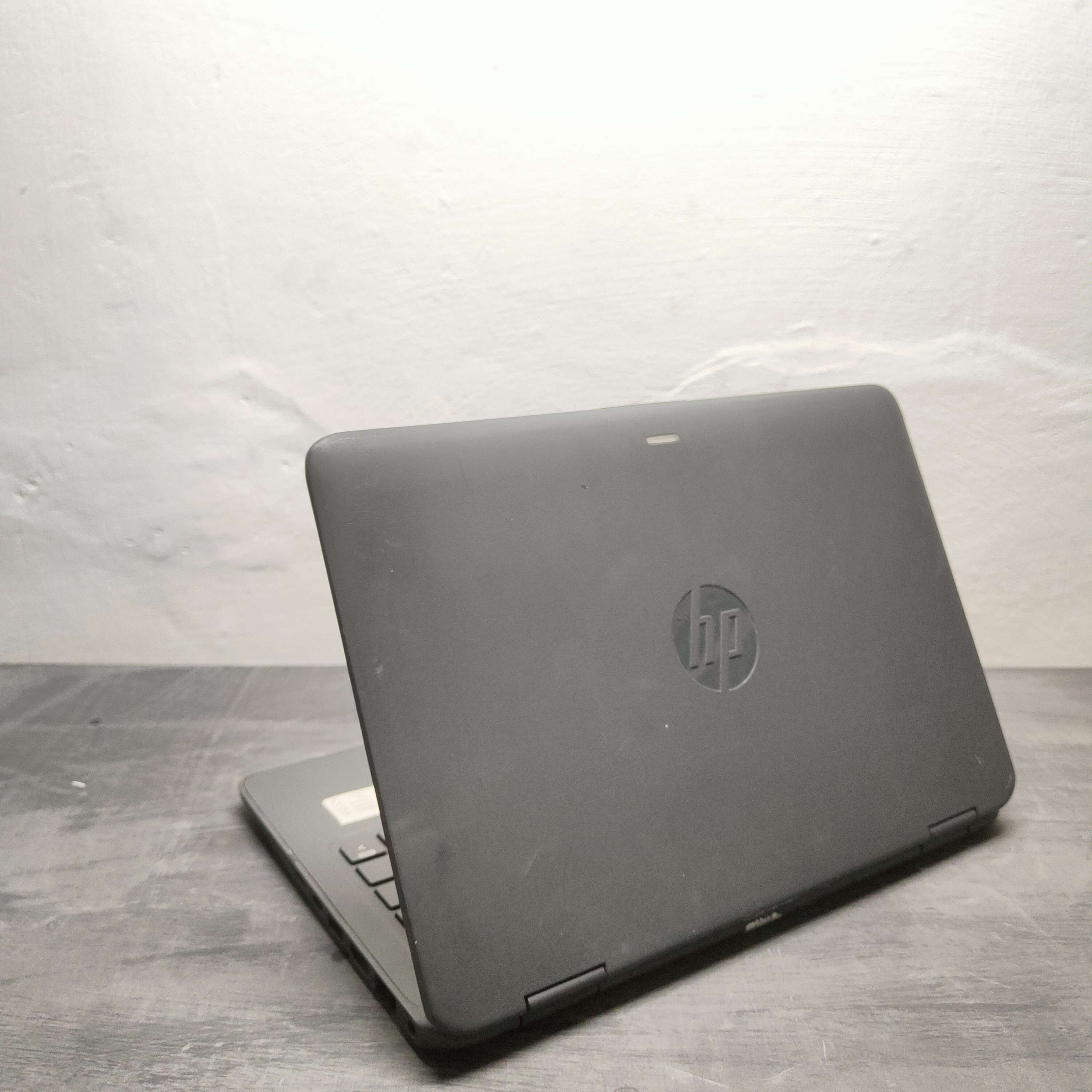 HP Probook TOUCHSCREEN X360 11 G4 EE 2019 Intel Pentium Silver N5000 RAM 4 GB SSD 128 GB
