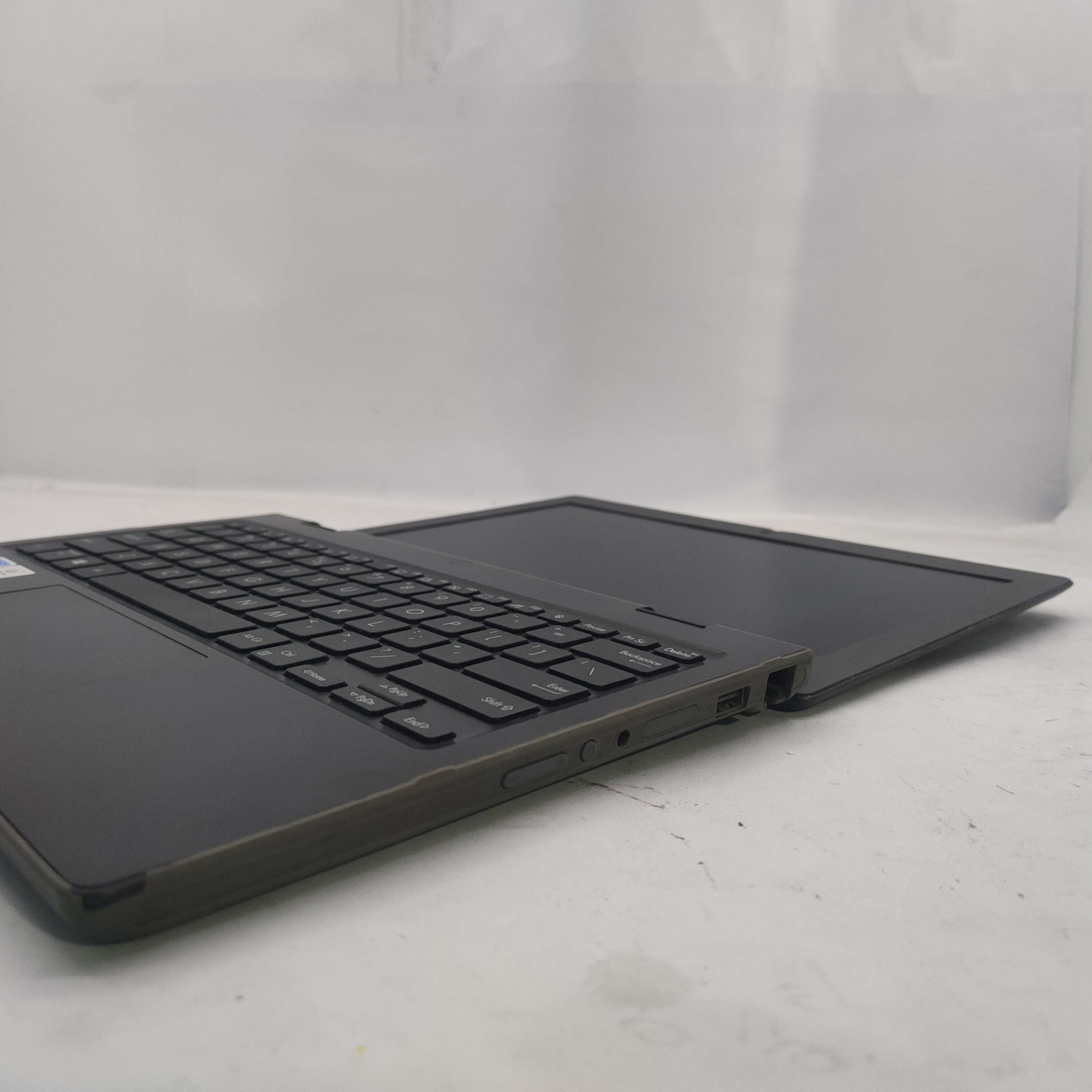 Asus BR1100CK Harga Bersahabat