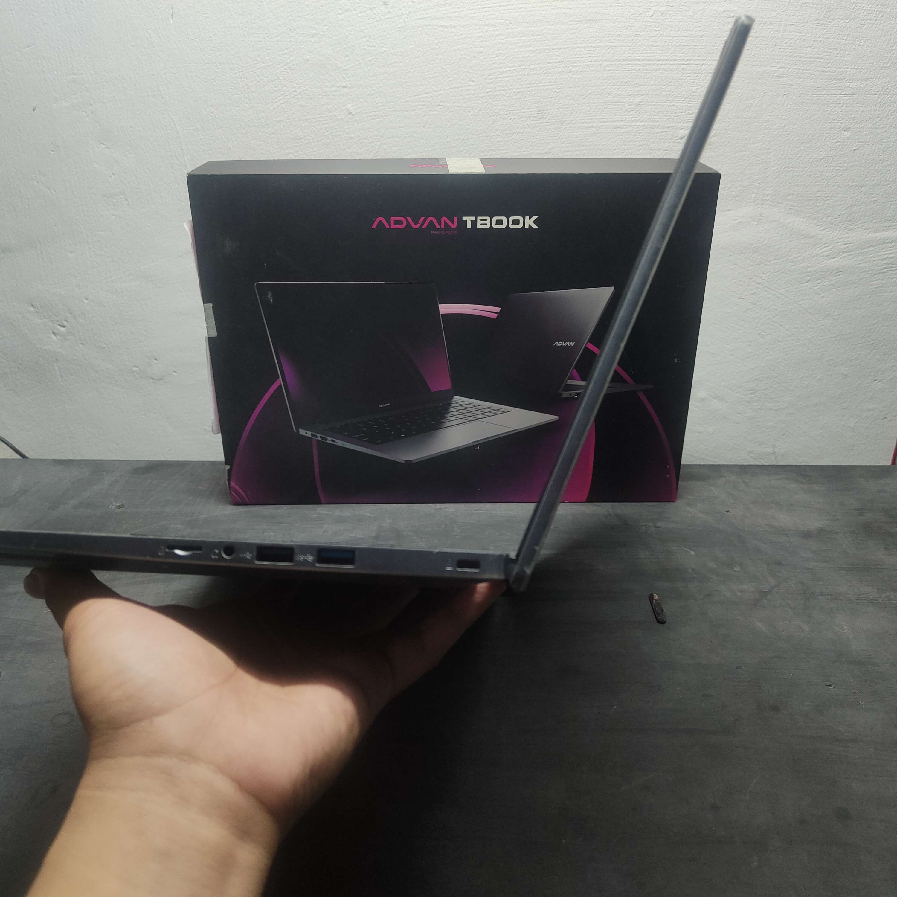 Advan 1405 (2024) Intel N100 Ram 4GB SSD 128GB FULLSET