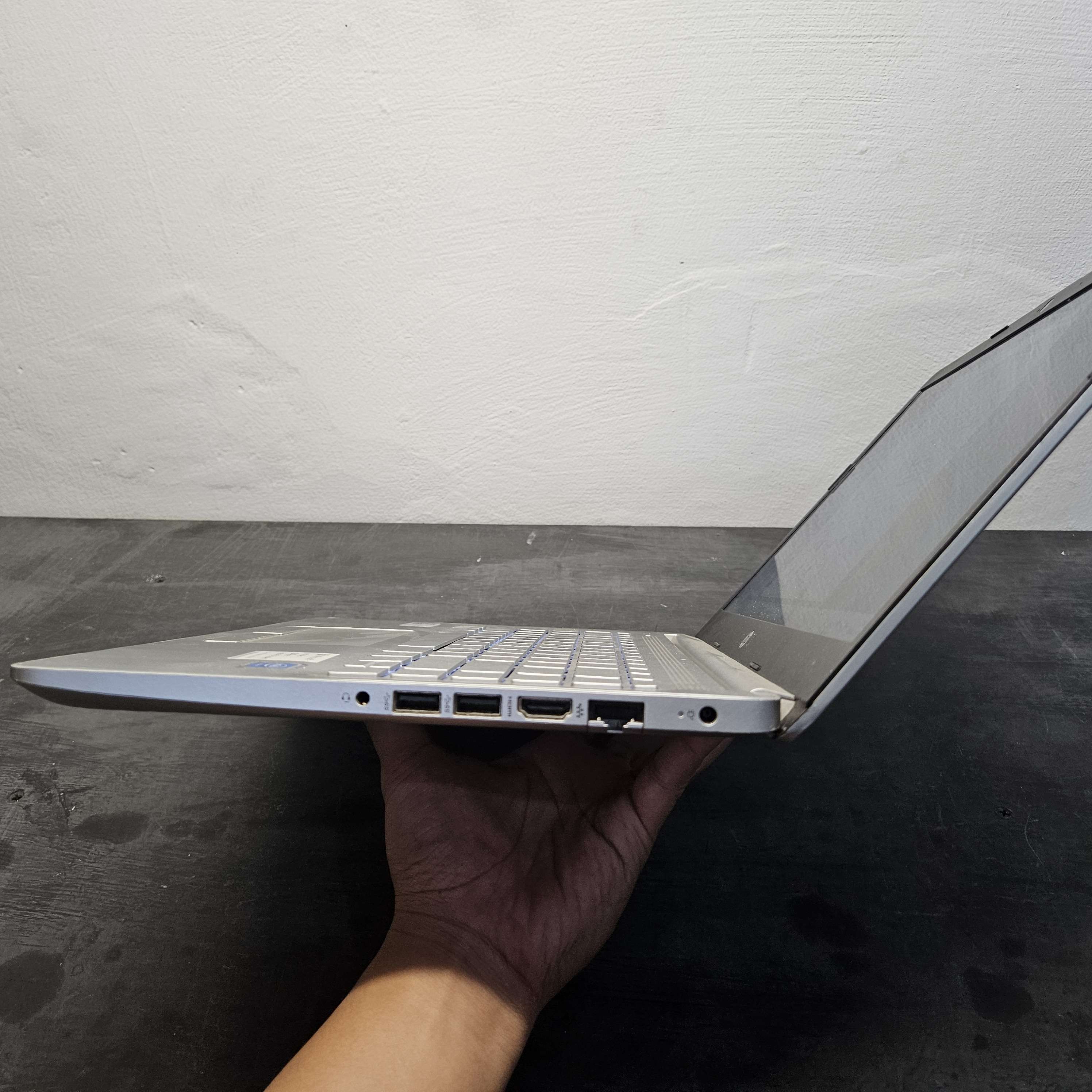 HP 14 Intel Keyboard BACKLIGHT RAM 4GB SSD 256GB