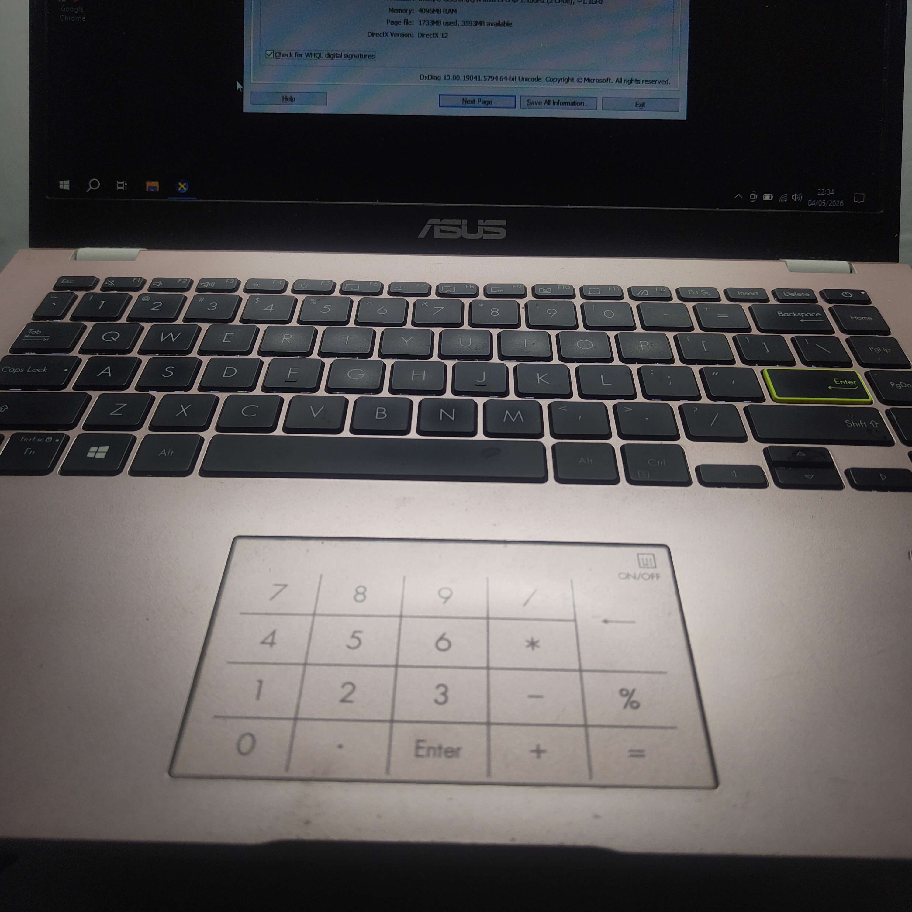 ASUS E410M Rose Gold Edition RAM 4GB SSD 256GB